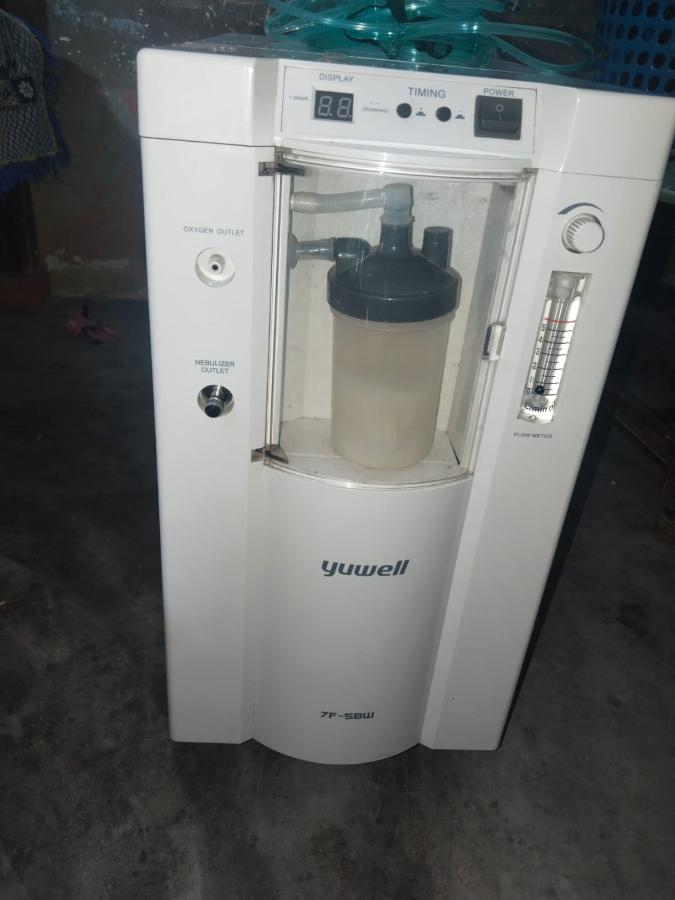 Oxygen concentrate machine 