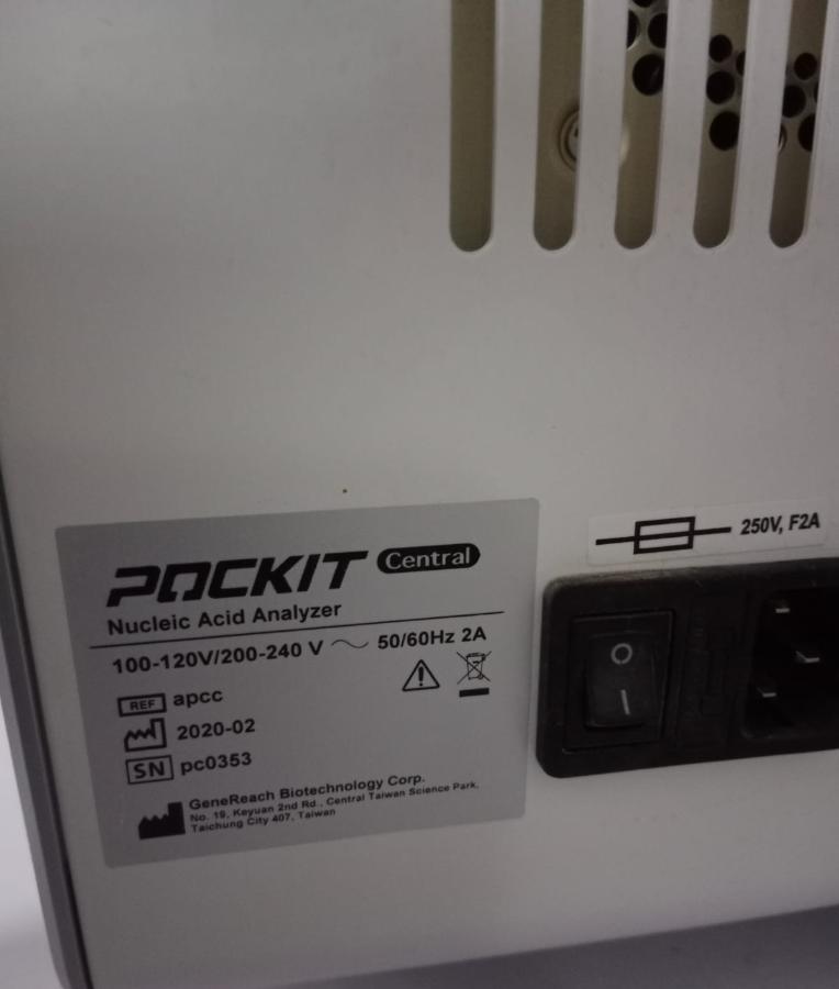 Nucleic acid analyzer mechine 