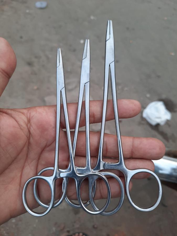 Tc needle holder 