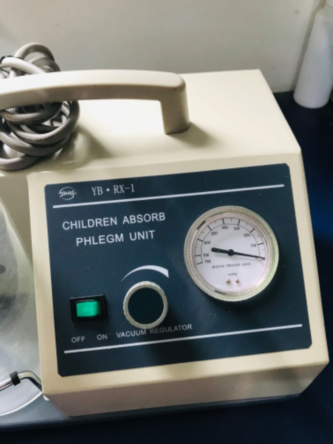 Low vacuum Baby suction Machine Model: YB.RX.1