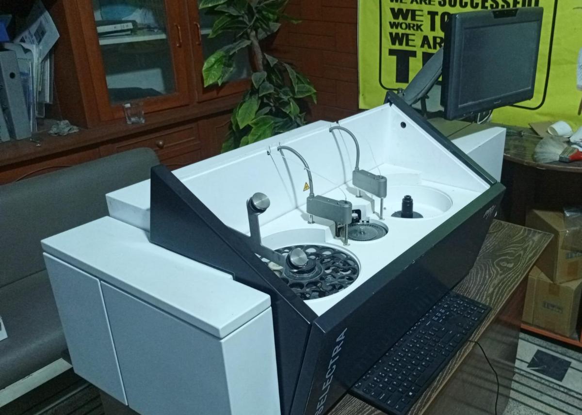 Clinical chemistry analyzer pro m